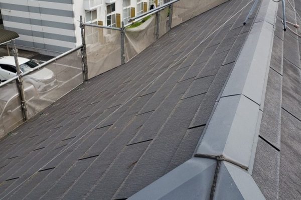 千葉県銚子市　屋根カバー工法(重ね葺き)工事　現場調査　屋根葺き替え工事との違い